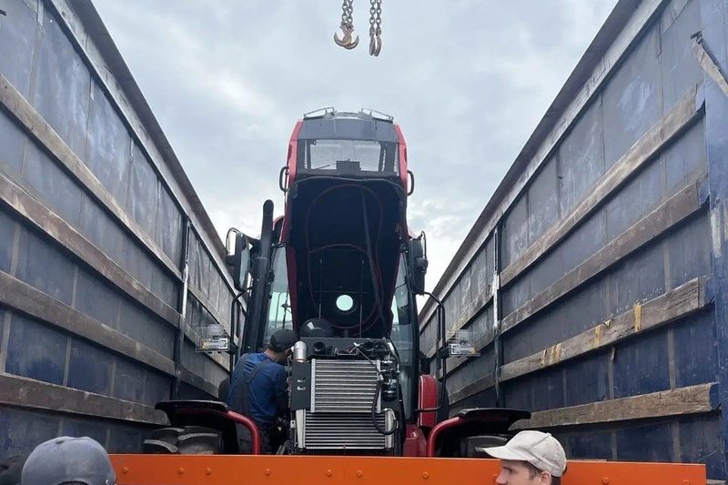 Доставка тракторов МТЗ на Ковыктинское месторождение